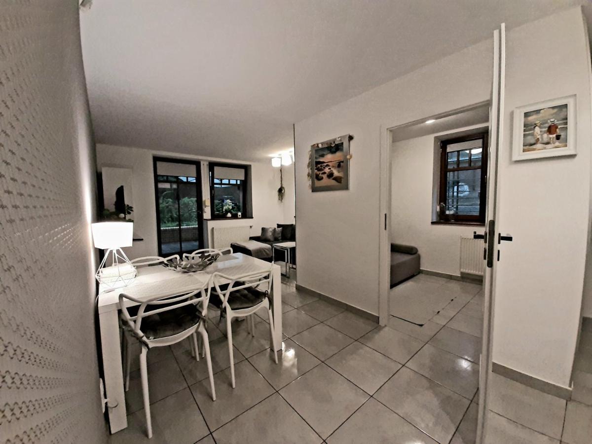 Apartamenty Aleksandry Apartament Przy Parku Swinoujscie Ngoại thất bức ảnh